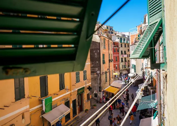 Macaia Village Life With Ac #1 4* Vernazza