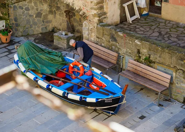 Macaia Village Life With Ac #1 Vernazza