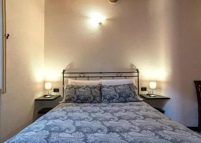 Macaia Village Life With Ac #1 4* Vernazza