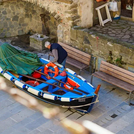 Macaia #1 With Ac Vernazza