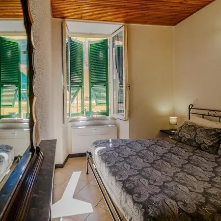 Macaia Village Life With Ac #1 3*